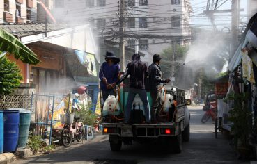 %e0%b8%9c%e0%b8%b9%e0%b9%89%e0%b9%83%e0%b8%ab%e0%b8%8d%e0%b9%88%e0%b8%81%e0%b8%9a-%e0%b8%99%e0%b8%b3%e0%b8%97%e0%b8%b5%e0%b8%a1%e0%b8%a5%e0%b8%b8%e0%b8%a2%e0%b8%89%e0%b8%b5%e0%b8%94%e0%b8%9e%e0%b9%88