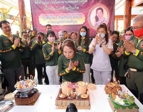 %e0%b8%9b%e0%b8%a3%e0%b8%b0%e0%b8%98%e0%b8%b2%e0%b8%99%e0%b8%a1%e0%b8%b9%e0%b8%a5%e0%b8%99%e0%b8%b4%e0%b8%98%e0%b8%b4%e0%b8%a3%e0%b9%88%e0%b8%a7%e0%b8%a1%e0%b8%81%e0%b8%95%e0%b8%b1%e0%b8%8d%e0%b8%8d-3