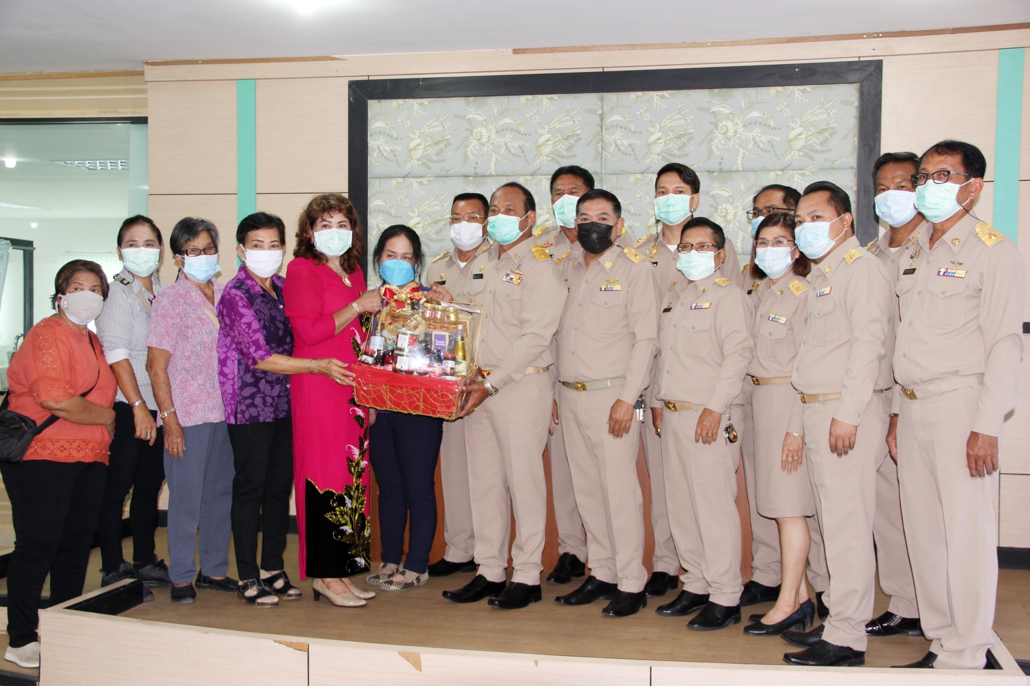 %e0%b8%9b%e0%b8%a5%e0%b8%b1%e0%b8%94%e0%b9%80%e0%b8%97%e0%b8%a8%e0%b8%9a%e0%b8%b2%e0%b8%a5%e0%b8%af-%e0%b8%81%e0%b8%b3%e0%b8%99%e0%b8%b1%e0%b8%99-%e0%b8%9c%e0%b8%b9%e0%b9%89%e0%b9%83%e0%b8%ab%e0%b8%8d