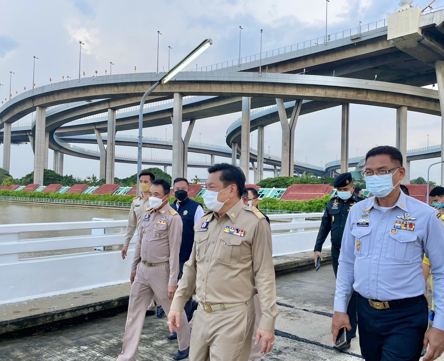 %e0%b8%9c%e0%b8%b9%e0%b9%89%e0%b8%a7%e0%b9%88%e0%b8%b2%e0%b8%af%e0%b8%aa%e0%b8%a1%e0%b8%b8%e0%b8%97%e0%b8%a3%e0%b8%9b%e0%b8%a3%e0%b8%b2%e0%b8%81%e0%b8%b2%e0%b8%a3-%e0%b8%99%e0%b8%b3%e0%b8%84%e0%b8%93