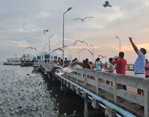 %e0%b8%9a%e0%b8%a3%e0%b8%a3%e0%b8%a2%e0%b8%b2%e0%b8%81%e0%b8%b2%e0%b8%a8%e0%b8%99%e0%b8%b1%e0%b8%81%e0%b8%97%e0%b9%88%e0%b8%ad%e0%b8%87%e0%b9%80%e0%b8%97%e0%b8%b5%e0%b9%88%e0%b8%a2%e0%b8%a7%e0%b8%9e