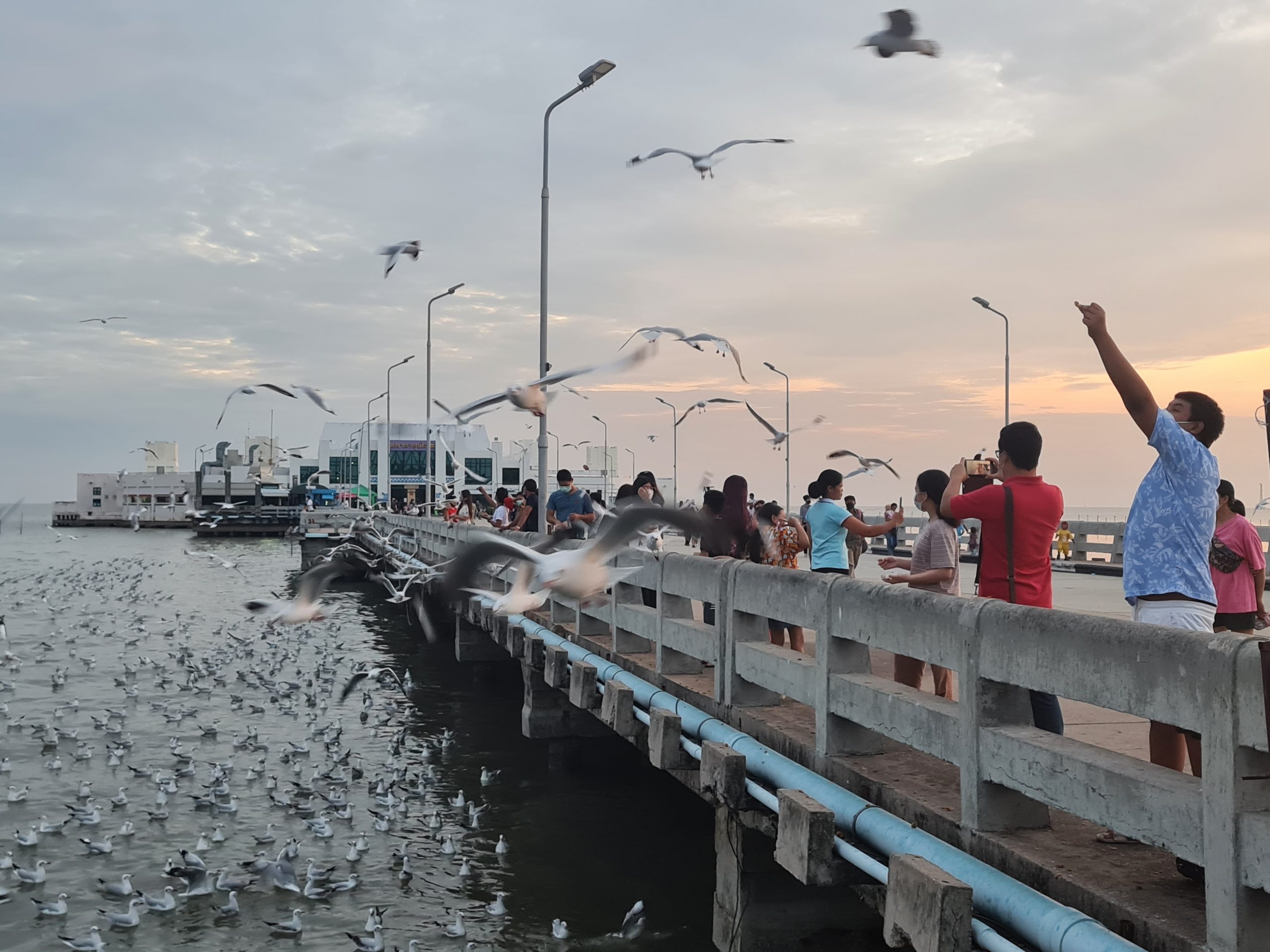 %e0%b8%9a%e0%b8%a3%e0%b8%a3%e0%b8%a2%e0%b8%b2%e0%b8%81%e0%b8%b2%e0%b8%a8%e0%b8%99%e0%b8%b1%e0%b8%81%e0%b8%97%e0%b9%88%e0%b8%ad%e0%b8%87%e0%b9%80%e0%b8%97%e0%b8%b5%e0%b9%88%e0%b8%a2%e0%b8%a7%e0%b8%9e