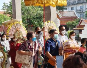 %e0%b9%80%e0%b8%ad%e0%b9%8b-%e0%b8%8a%e0%b8%99%e0%b8%a1%e0%b9%8c%e0%b8%aa%e0%b8%a7%e0%b8%b1%e0%b8%aa%e0%b8%94%e0%b8%b4%e0%b9%8c-%e0%b9%81%e0%b8%a5%e0%b8%b0%e0%b8%9e%e0%b8%b8%e0%b8%97%e0%b8%98%e0%b8%a8