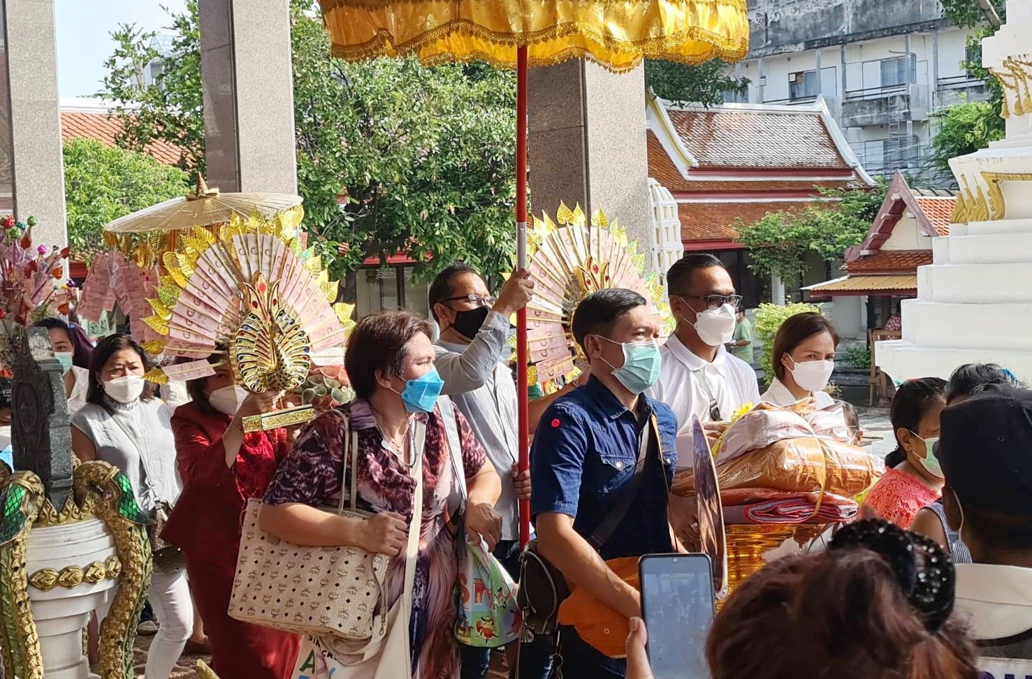 %e0%b9%80%e0%b8%ad%e0%b9%8b-%e0%b8%8a%e0%b8%99%e0%b8%a1%e0%b9%8c%e0%b8%aa%e0%b8%a7%e0%b8%b1%e0%b8%aa%e0%b8%94%e0%b8%b4%e0%b9%8c-%e0%b9%81%e0%b8%a5%e0%b8%b0%e0%b8%9e%e0%b8%b8%e0%b8%97%e0%b8%98%e0%b8%a8