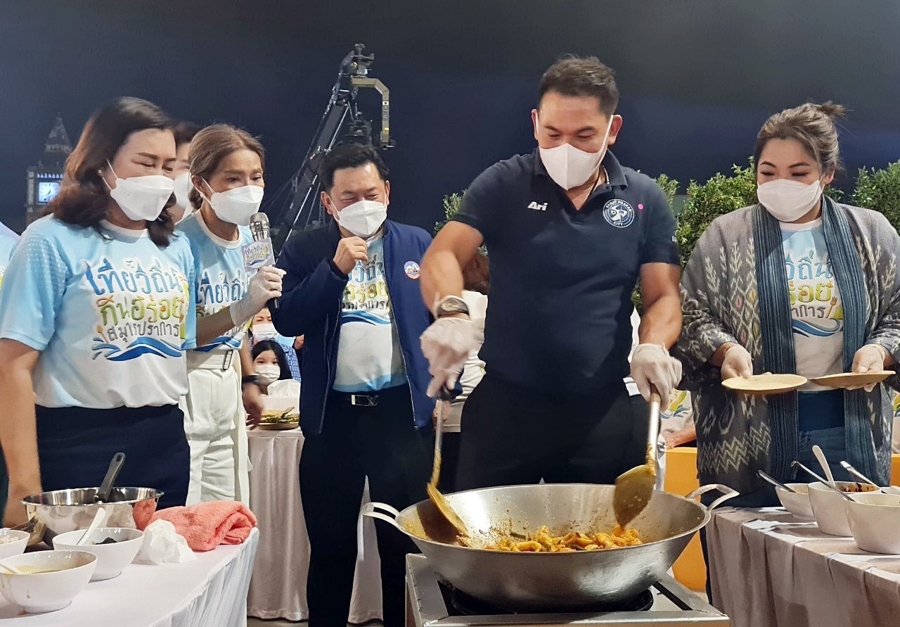 %e0%b9%80%e0%b8%ad%e0%b9%8b-%e0%b8%8a%e0%b8%99%e0%b8%a1%e0%b9%8c%e0%b8%aa%e0%b8%a7%e0%b8%b1%e0%b8%aa%e0%b8%94%e0%b8%b4%e0%b9%8c-%e0%b8%84%e0%b8%a7%e0%b8%87%e0%b9%81%e0%b8%82%e0%b8%99%e0%b8%84%e0%b8%a3