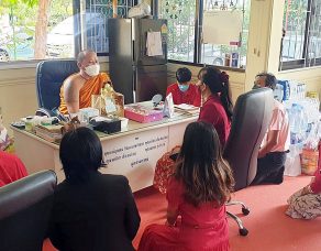 %e0%b8%9c%e0%b8%ad-%e0%b8%a3%e0%b8%a3-%e0%b8%ab%e0%b8%b2%e0%b8%94%e0%b8%ad%e0%b8%a1%e0%b8%a3%e0%b8%b2%e0%b8%af-%e0%b8%99%e0%b8%b3%e0%b8%84%e0%b8%93%e0%b8%b0%e0%b8%84%e0%b8%a3%e0%b8%b9-%e0%b9%80