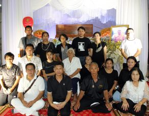 %e0%b8%84%e0%b8%a3%e0%b8%ad%e0%b8%9a%e0%b8%84%e0%b8%a3%e0%b8%b1%e0%b8%a7%e0%b8%84%e0%b8%b3%e0%b9%81%e0%b8%ab%e0%b8%87-%e0%b9%81%e0%b8%a5%e0%b8%b0%e0%b8%84%e0%b8%a3%e0%b8%ad%e0%b8%9a%e0%b8%84%e0%b8%a3