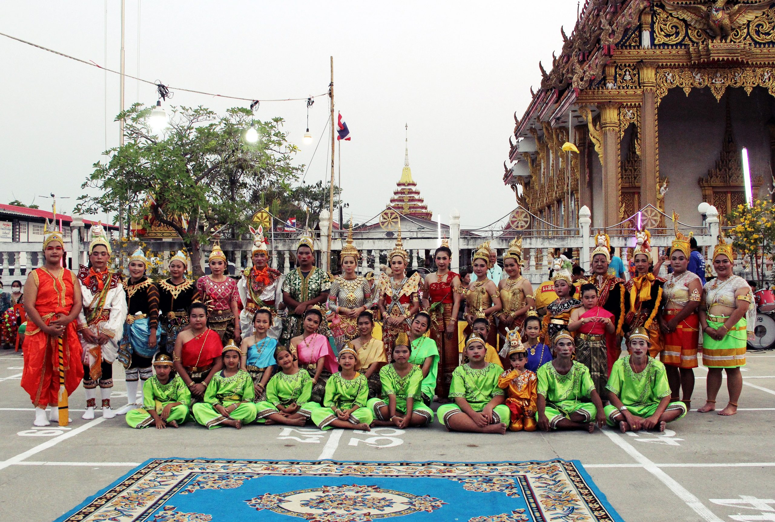 %e0%b8%8a%e0%b8%b2%e0%b8%a7%e0%b8%8a%e0%b8%b8%e0%b8%a1%e0%b8%8a%e0%b8%99%e0%b8%84%e0%b8%a5%e0%b8%ad%e0%b8%87%e0%b8%95%e0%b8%b2%e0%b9%80%e0%b8%88%e0%b8%b5%e0%b9%88%e0%b8%a2-%e0%b8%aa%e0%b8%b7%e0%b8%9a