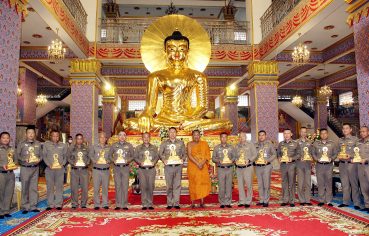 %e0%b8%9e%e0%b8%a3%e0%b8%b0%e0%b8%84%e0%b8%a3%e0%b8%b9%e0%b9%81%e0%b8%88%e0%b9%89%e0%b8%9e%e0%b8%a3%e0%b8%b0%e0%b8%9c%e0%b8%b9%e0%b9%89%e0%b8%a1%e0%b8%b5%e0%b9%81%e0%b8%95%e0%b9%88-4