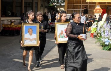 %e0%b8%84%e0%b8%a3%e0%b8%ad%e0%b8%9a%e0%b8%84%e0%b8%a3%e0%b8%b1%e0%b8%a7%e0%b8%8a%e0%b8%b9%e0%b8%82%e0%b8%b3-%e0%b8%9b%e0%b8%a3%e0%b8%b0%e0%b8%81%e0%b8%ad%e0%b8%9a%e0%b8%9e%e0%b8%b4%e0%b8%98%e0%b8%b5