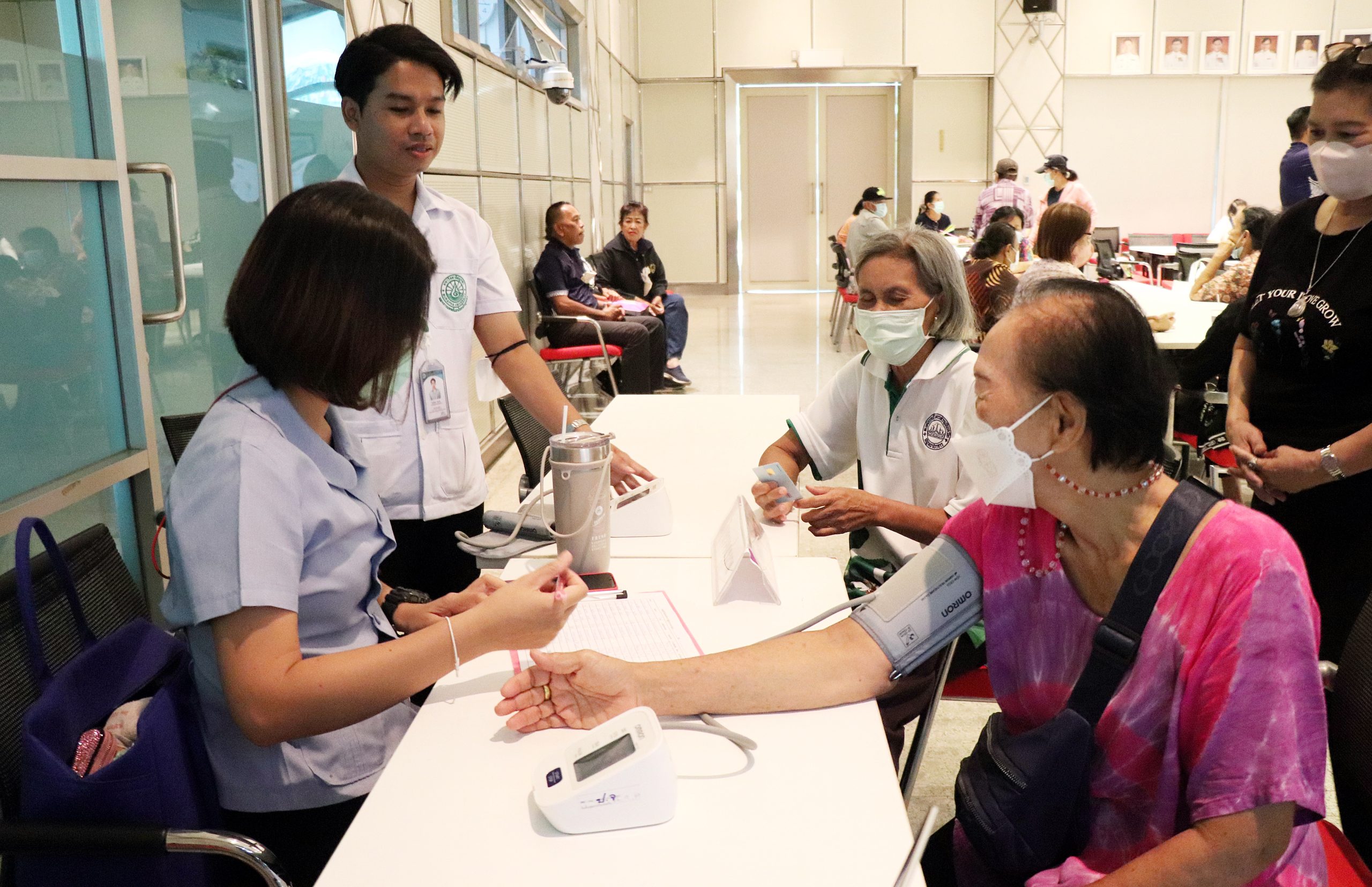 %e0%b8%ad%e0%b8%9a%e0%b8%95-%e0%b8%9a%e0%b8%b2%e0%b8%87%e0%b9%82%e0%b8%9b%e0%b8%a3%e0%b8%87-%e0%b8%a3%e0%b9%88%e0%b8%a7%e0%b8%a1%e0%b8%81%e0%b8%b1%e0%b8%9a-%e0%b8%8a%e0%b8%a1%e0%b8%a3%e0%b8%a1